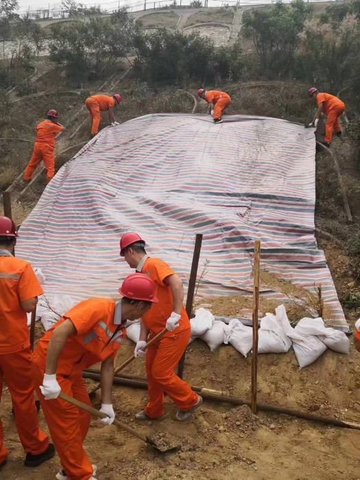 5acd5e0314bcb58f4dfa25fbf1ab376