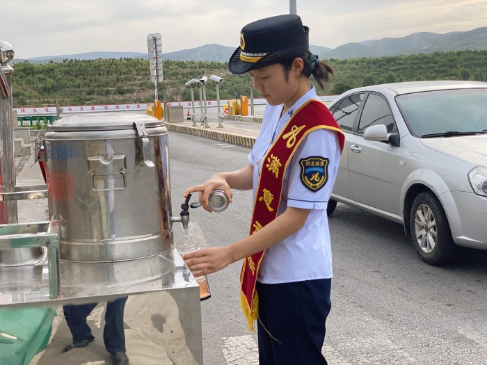 c2c698b5687775bf95314068631b370