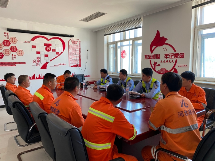 e67eb89e117b5c5a658f7c9ea50f3b5