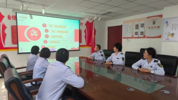 d:\Users\Administrator\Desktop\5.28\affde6e37c8442e518f9bd4db1b5591