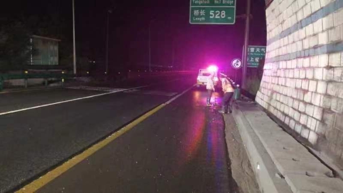 98540cb983b7445c293f13244a17b73