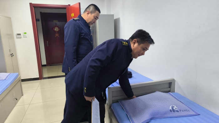 d:\Users\Administrator\Desktop\2.5\cb20e6e2e99450a7a4d2e6f3bc82ac6