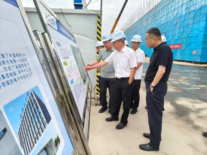 d2cf120e6bc44c161284e63c4ae8166